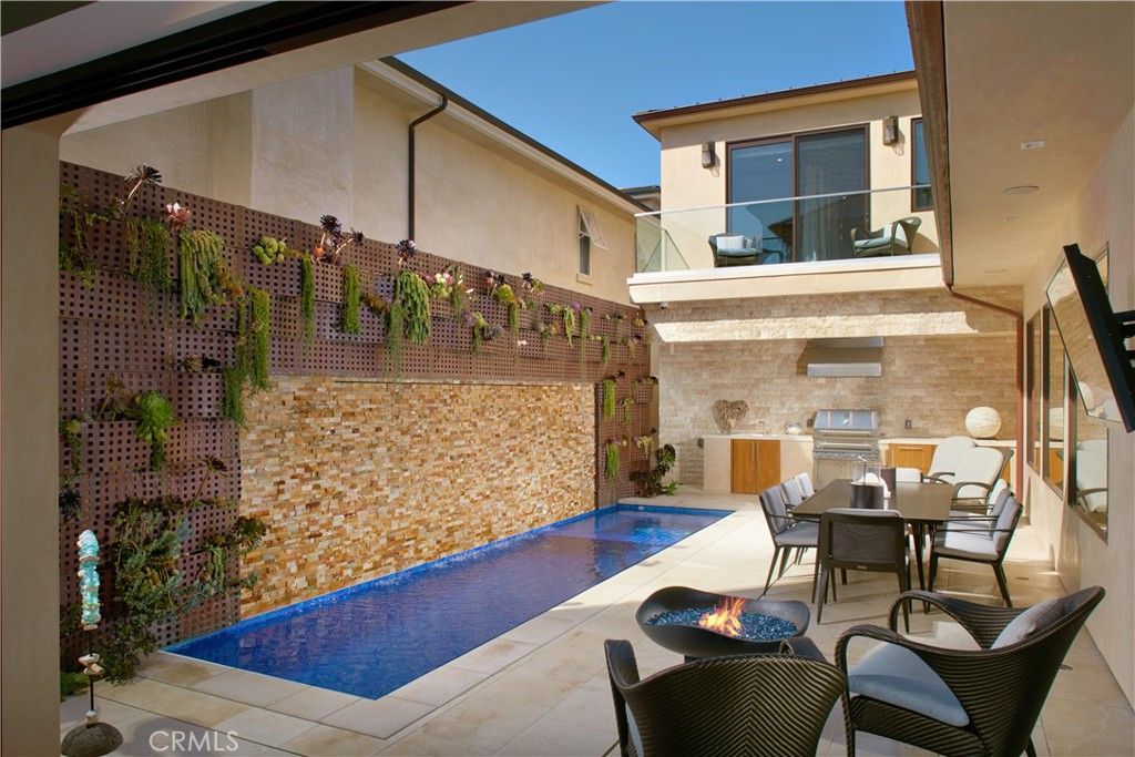 listing image 130727510604986702003