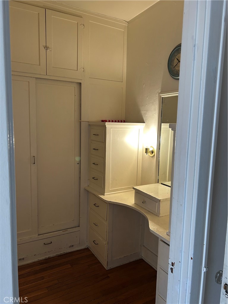 360 W Ocean Boulevard 1106