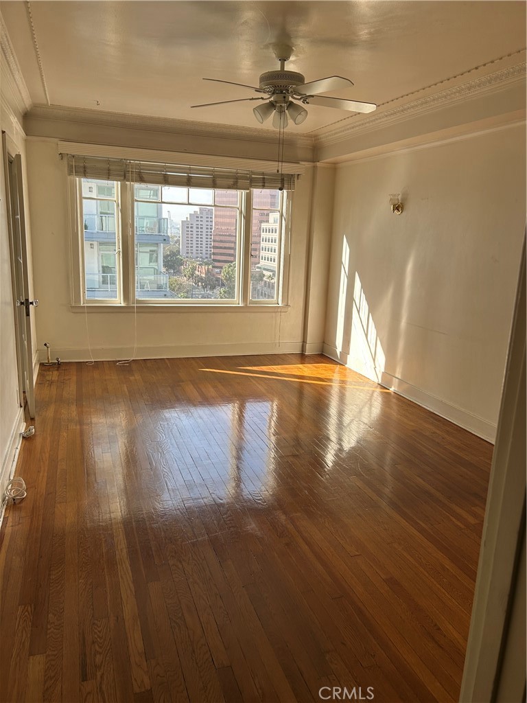 360 W Ocean Boulevard 1106