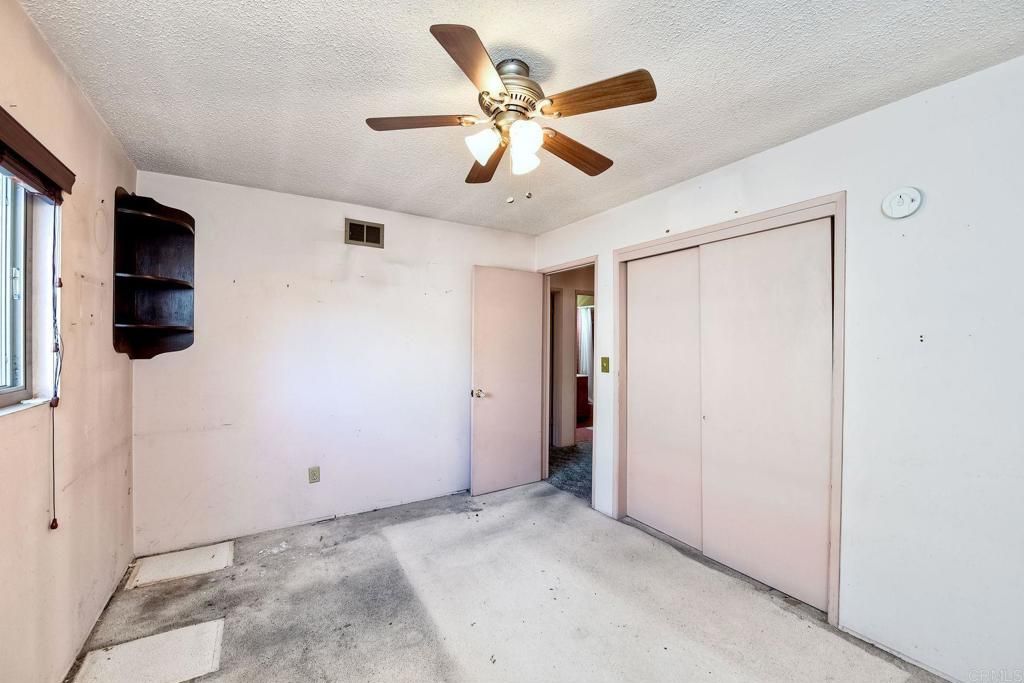listing image 130720842256713794427