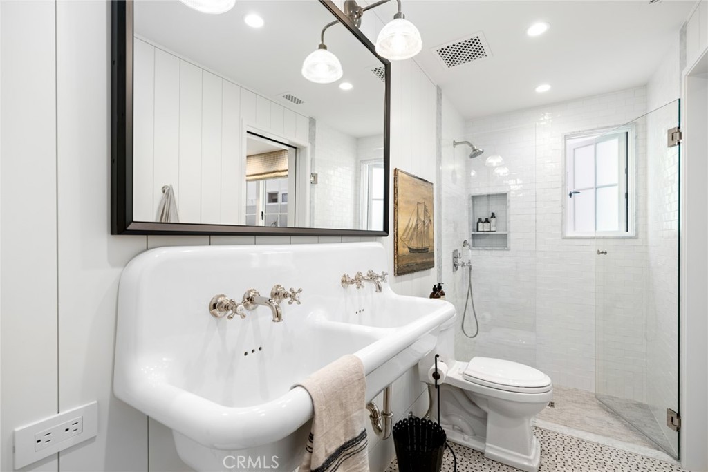 Balboa Peninsula Point (BLPP) - Residential