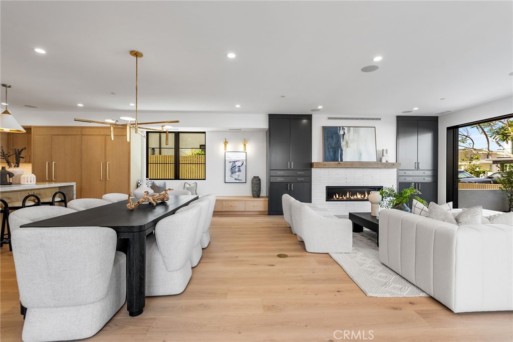 Corona del Mar South of PCH (CDMS) - Residential