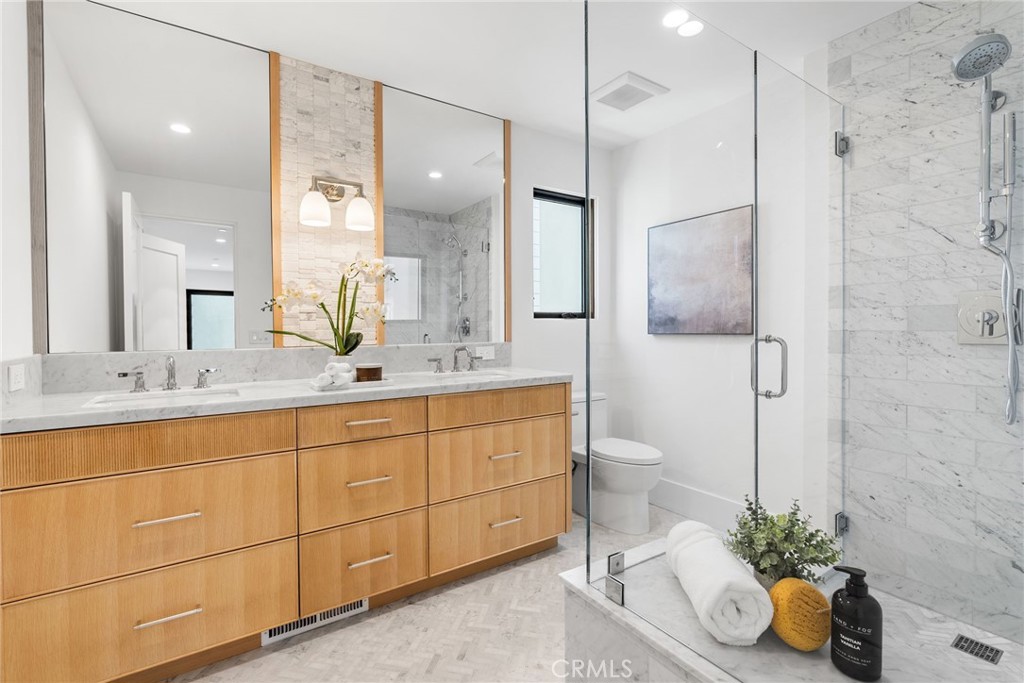 Corona del Mar South of PCH (CDMS) - Residential