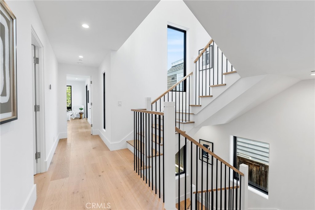 Corona del Mar South of PCH (CDMS) - Residential