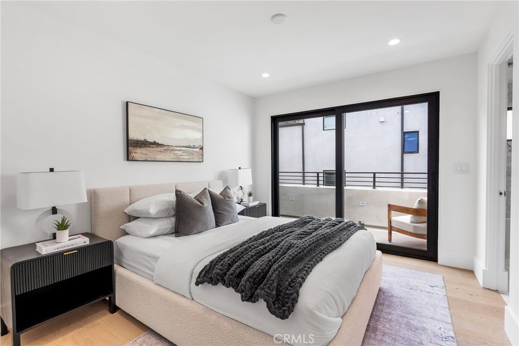 Corona del Mar South of PCH (CDMS) - Residential