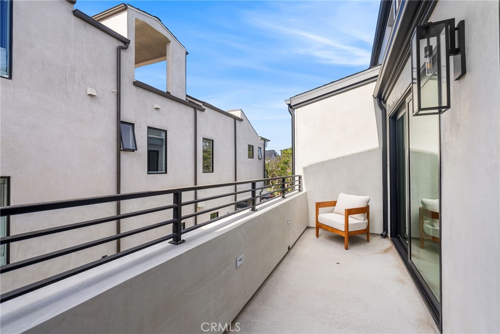 Corona del Mar South of PCH (CDMS) - Residential