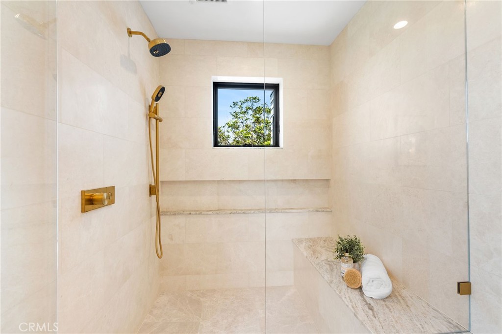 Corona del Mar South of PCH (CDMS) - Residential