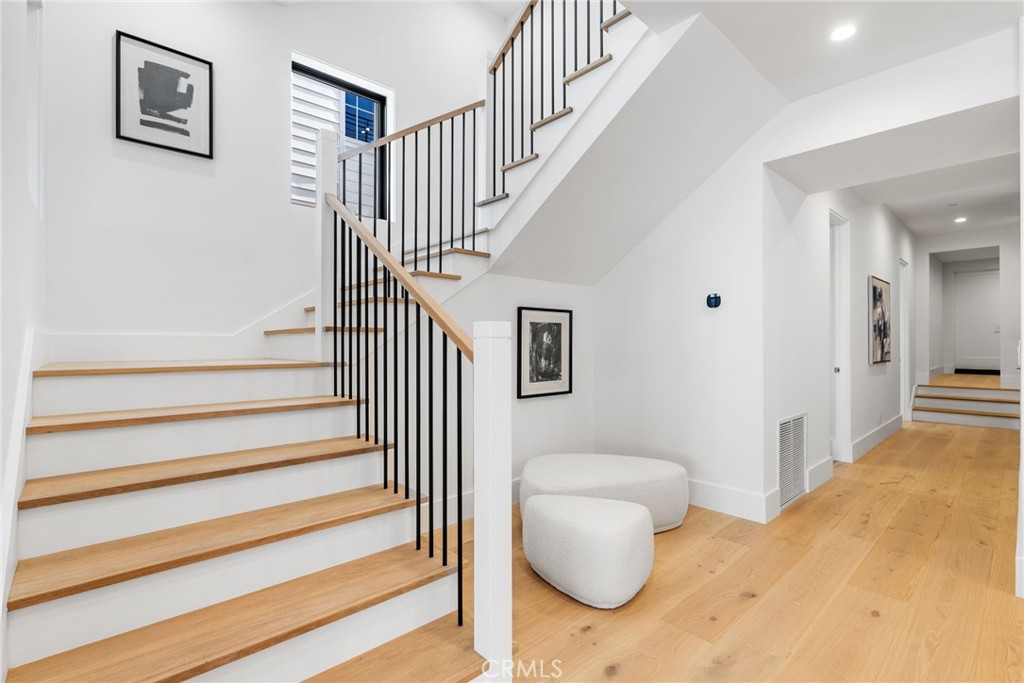 Corona del Mar South of PCH (CDMS) - Residential