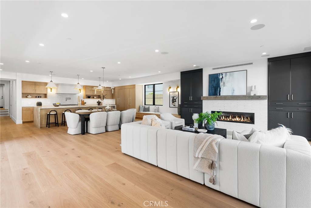 Corona del Mar South of PCH (CDMS) - Residential