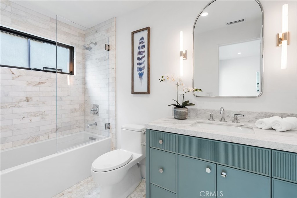 Corona del Mar South of PCH (CDMS) - Residential