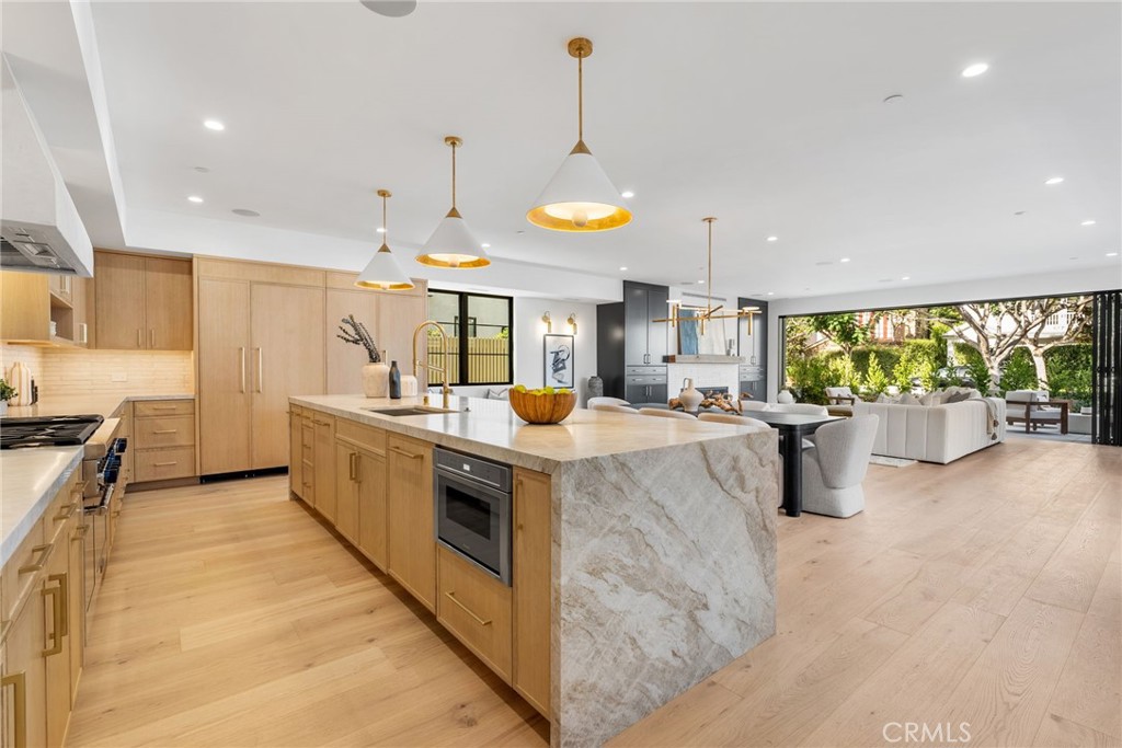 Corona del Mar South of PCH (CDMS) - Residential