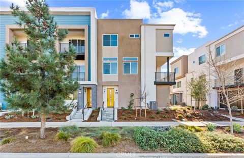 107 Culture Irvine CA 92618