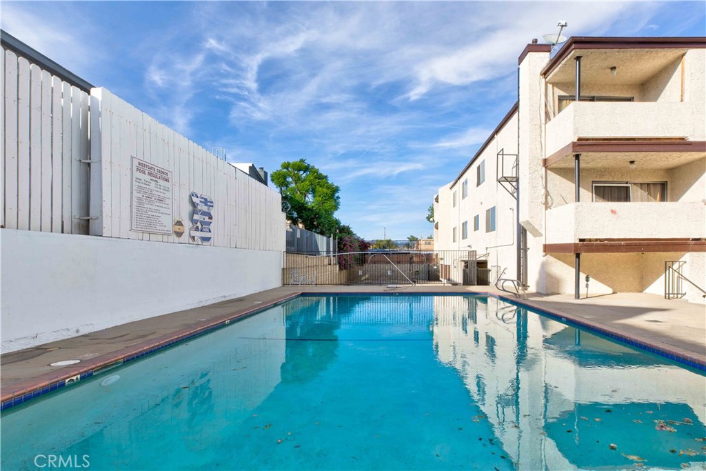 Photo 23 of 30 of 8801 Cedros Avenue 13 townhome