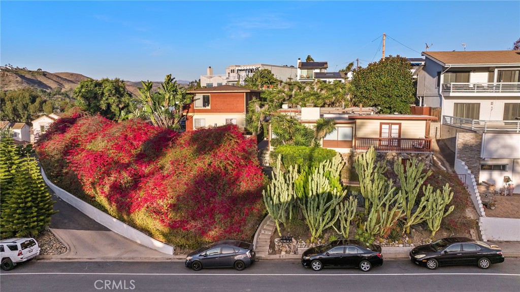 135 Avenida Sierra