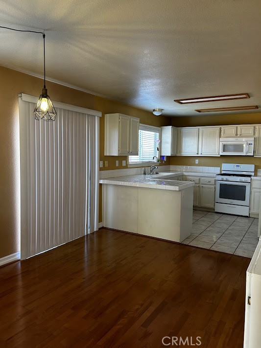 ,n/a - Residential Lease