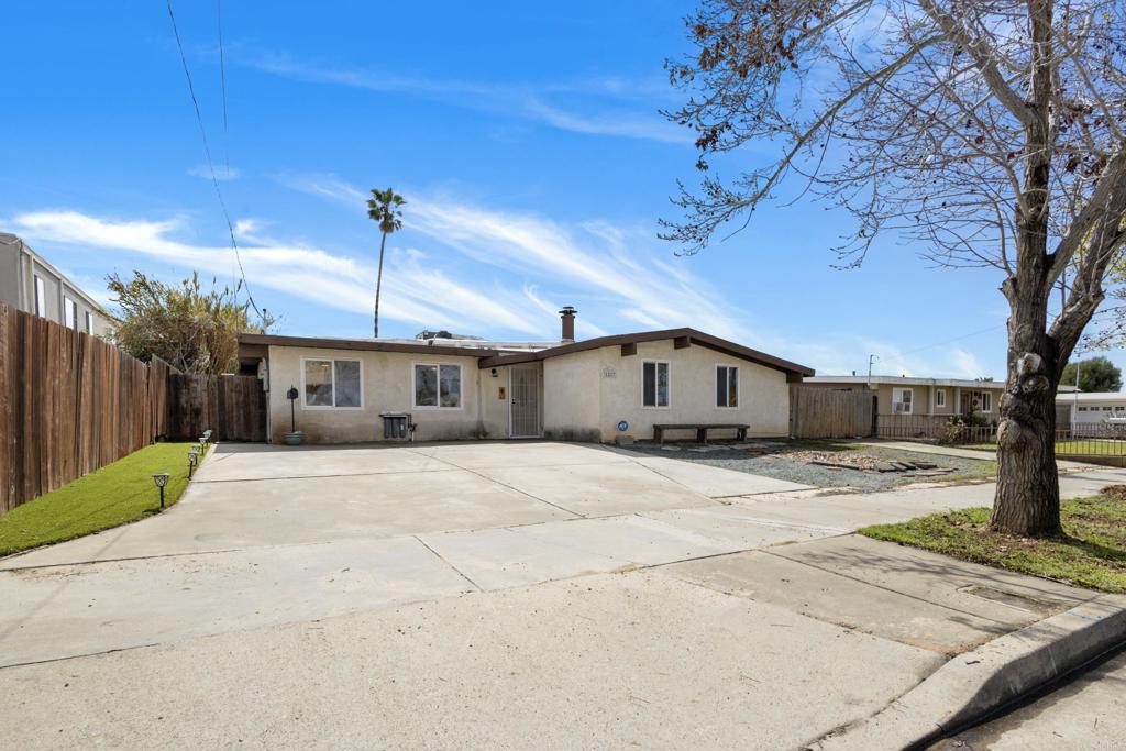 Listing image 6