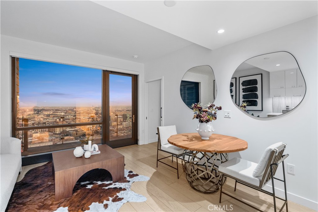 400 S Broadway 3109