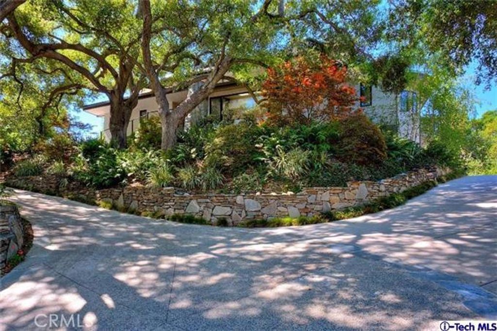 listing image 130727770480294815086