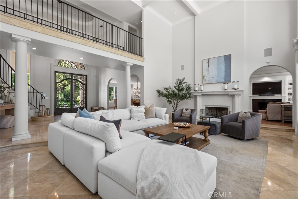 5227 Newcastle Lane