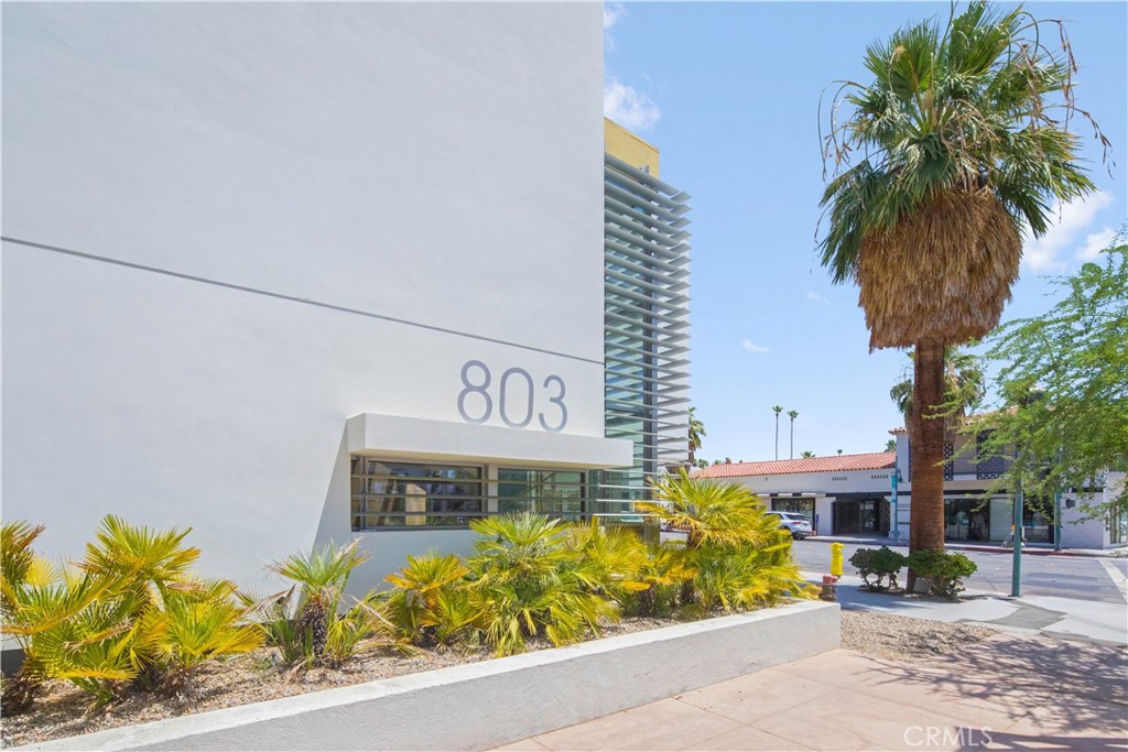 Central Palm Springs (33215) - Residential Income