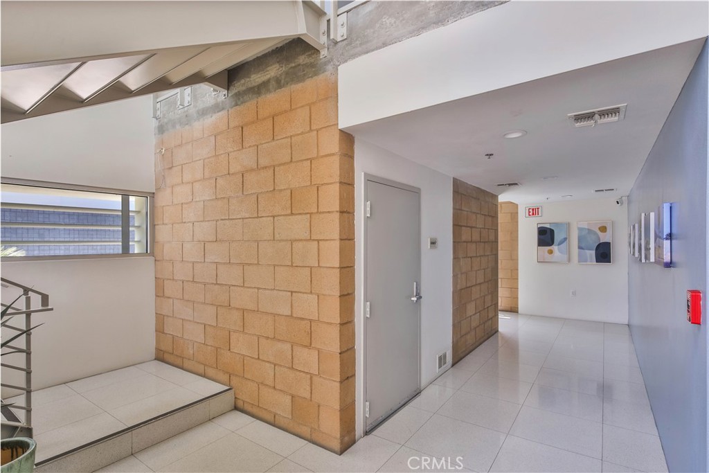 Central Palm Springs (33215) - Residential Income