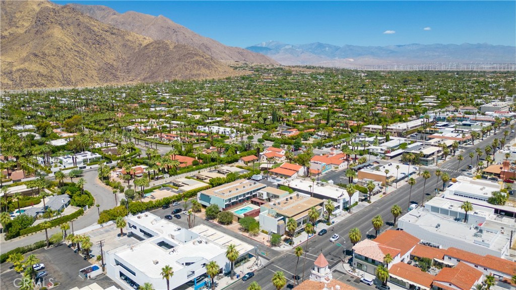 Central Palm Springs (33215) - Residential Income