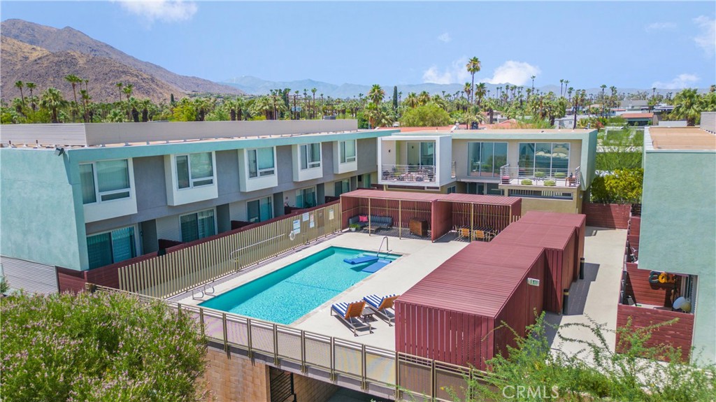 Central Palm Springs (33215) - Residential Income