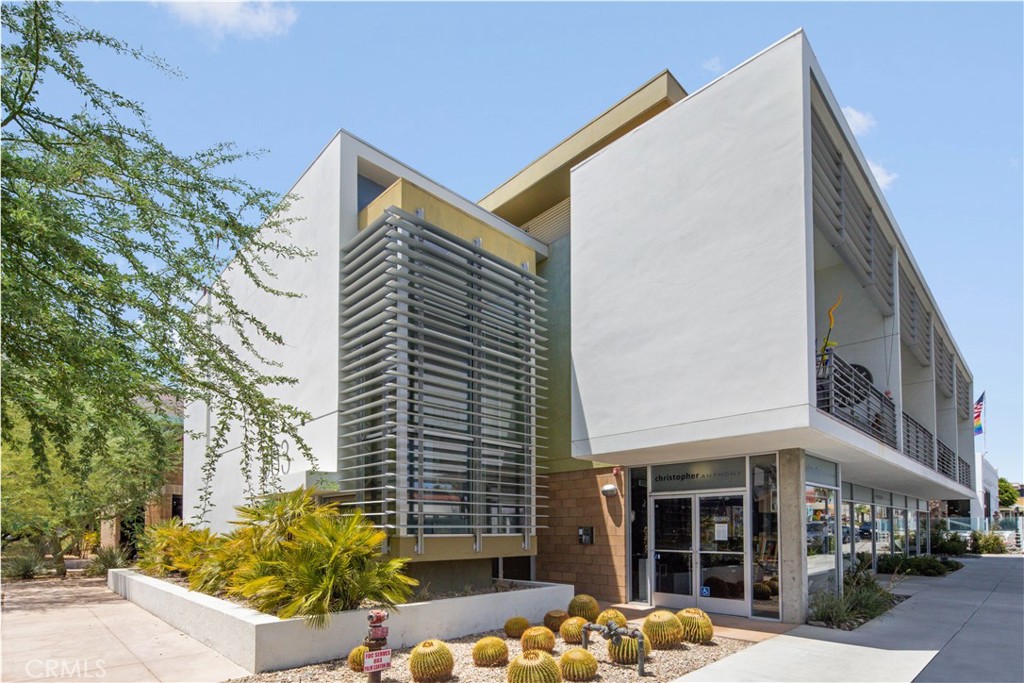 Central Palm Springs (33215) - Residential Income