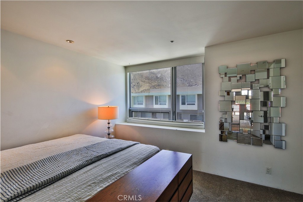 Central Palm Springs (33215) - Residential Income