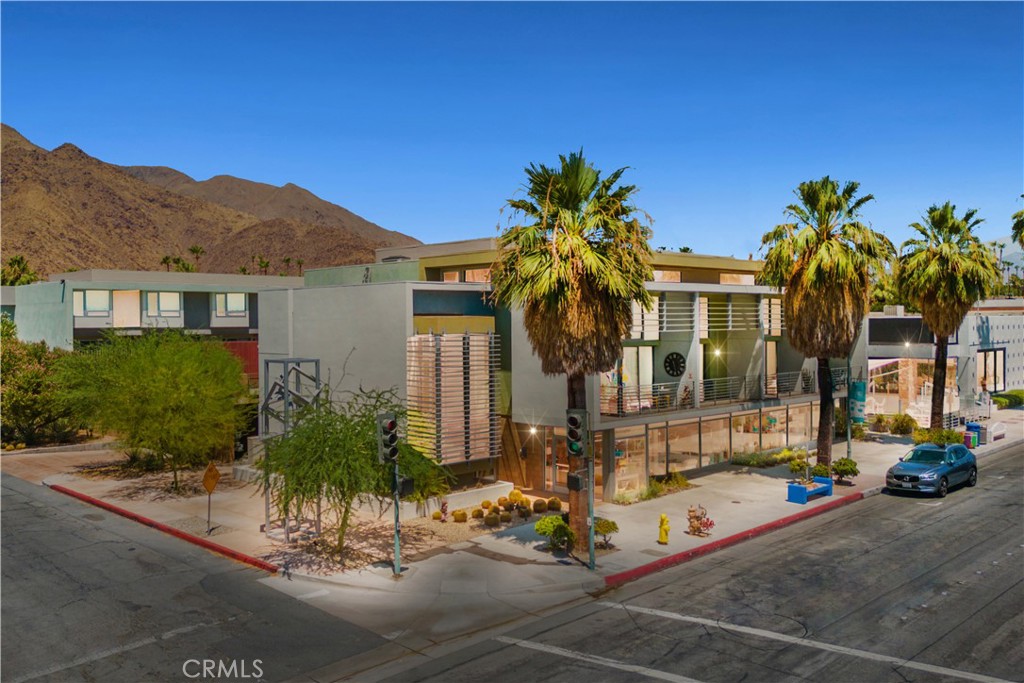 Central Palm Springs (33215) - Residential Income