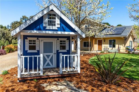 A home in Templeton