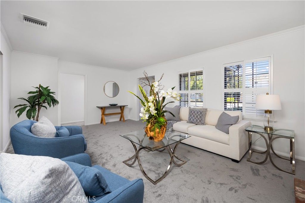 listing image 130726432063703712924