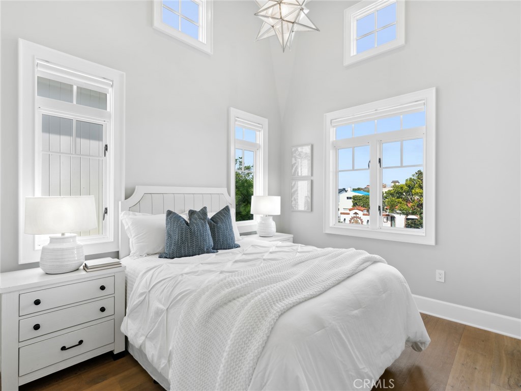 Balboa Peninsula Point (BLPP) - Residential