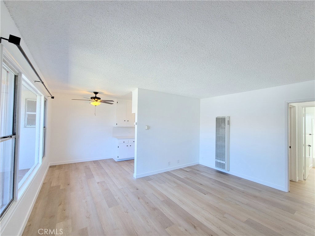 735 Cedar Avenue 6