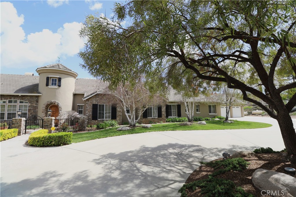 21950 The Trails Circle