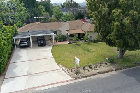 A home in Studio City