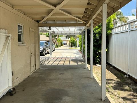 A home in Studio City