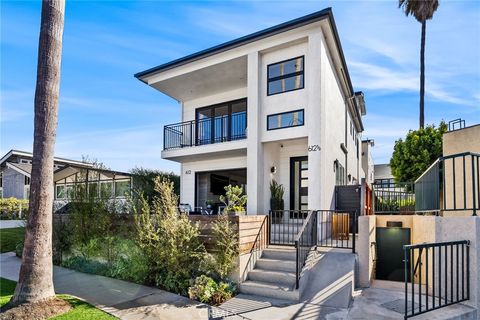 A home in Corona Del Mar