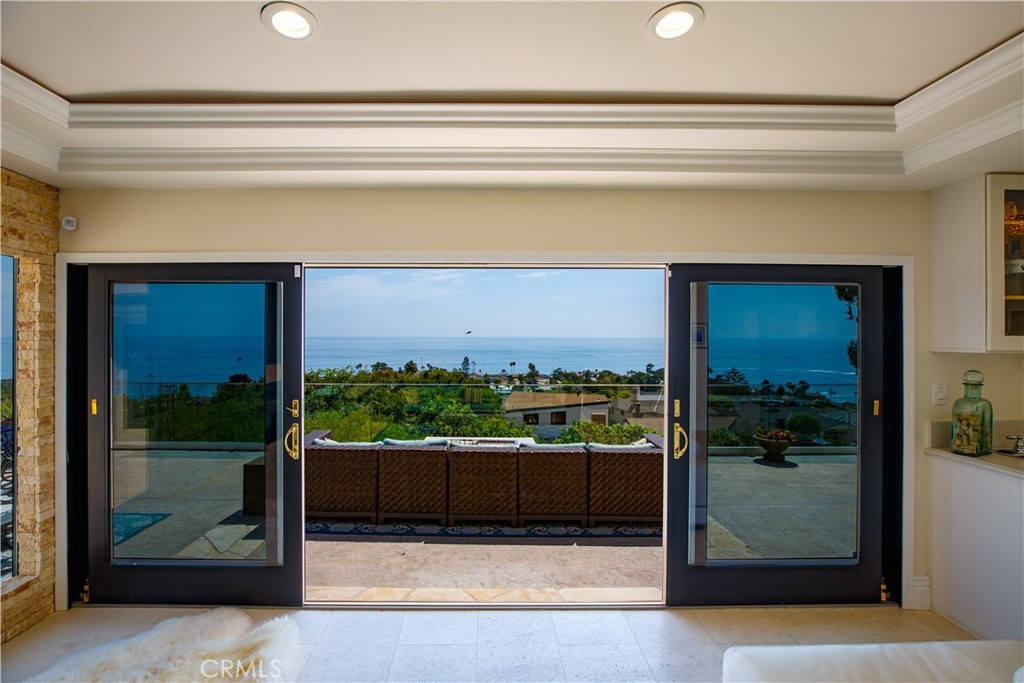 North Laguna (NL) - Residential Lease