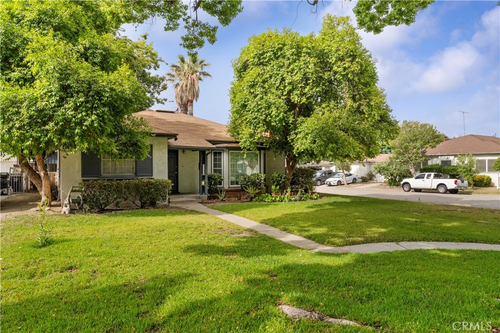 View San Bernardino, CA 92405 property