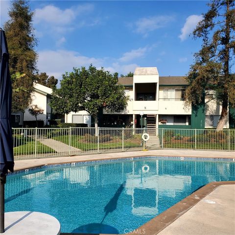 A home in La Mirada