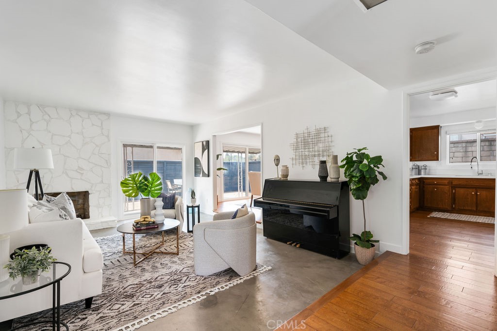 1744 Bluestone Lane