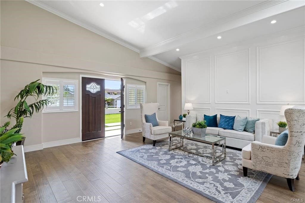 14501 Greenwood Lane