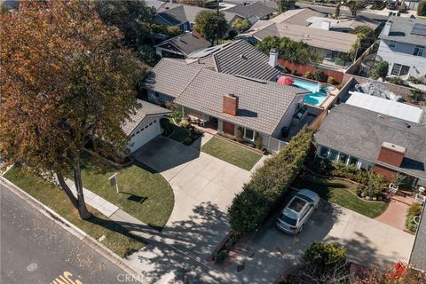 A home in Los Alamitos