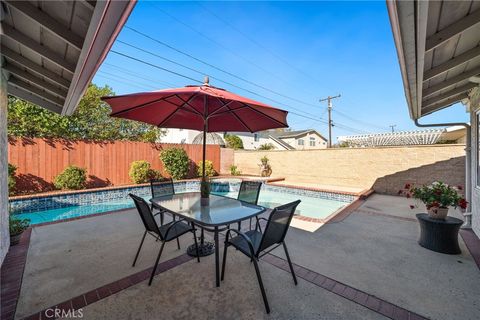 A home in Los Alamitos