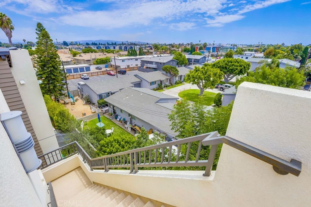 listing image 130722313030358235420