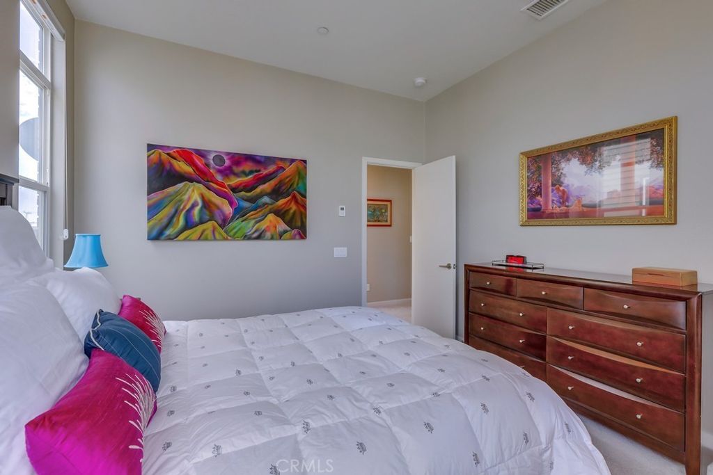 listing image 130722632129585184071