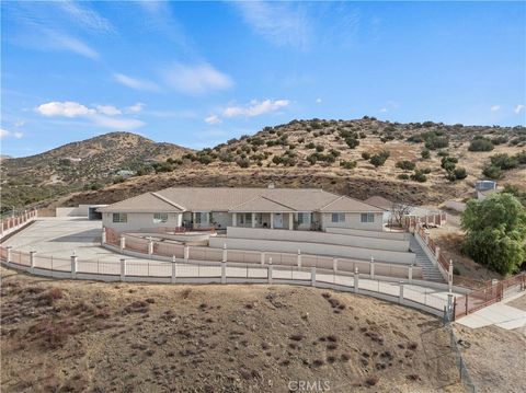 A home in Agua Dulce