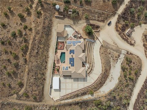 A home in Agua Dulce