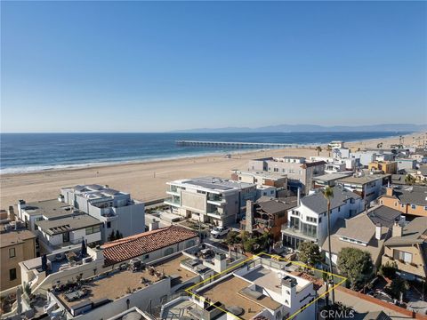 A home in Hermosa Beach